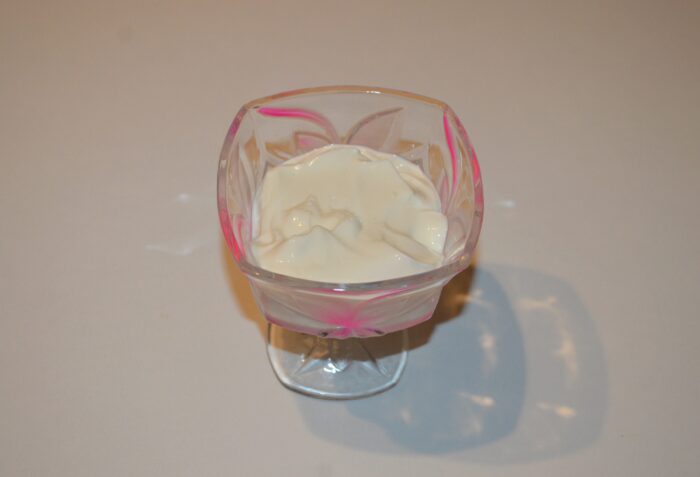 adaugati iaurtul grecesc