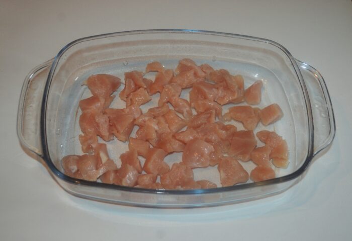 Taiati pieptul de pui