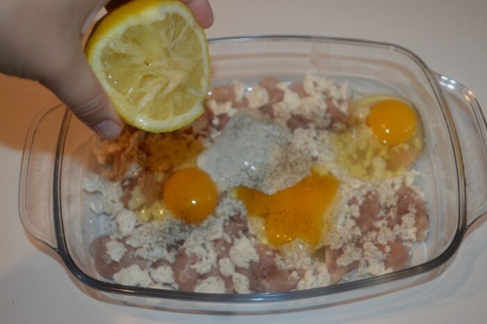 Stoarceti putin suc de lamaie