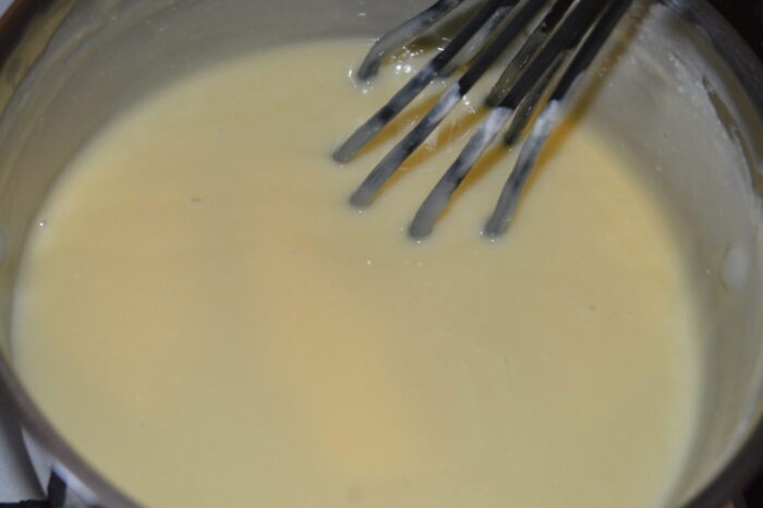 Then stir it well with a whisk to dissolve the chocolate