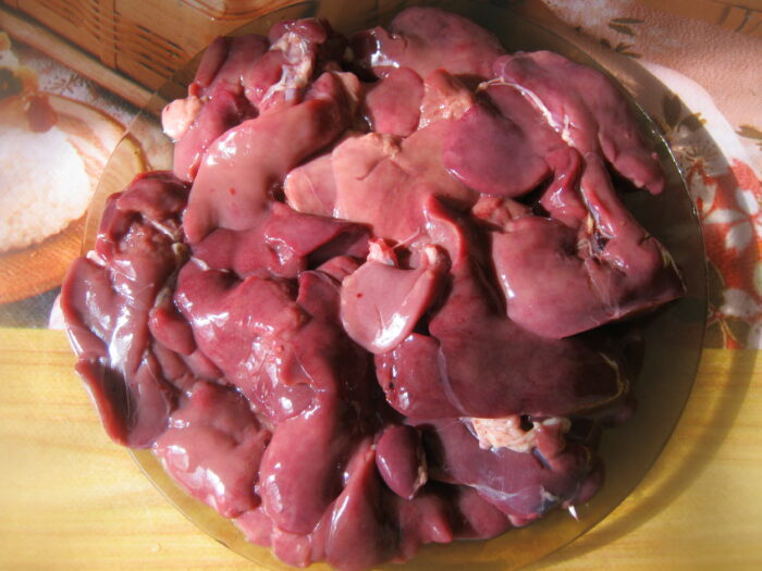 Clătiți ficatul cu apă rece