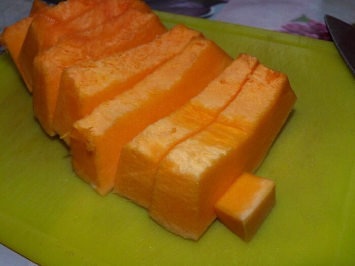 Se decojește dovleacul