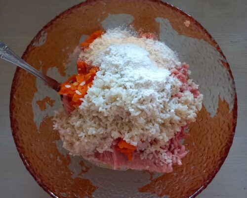 add rice, fried vegetables, salt and pepper