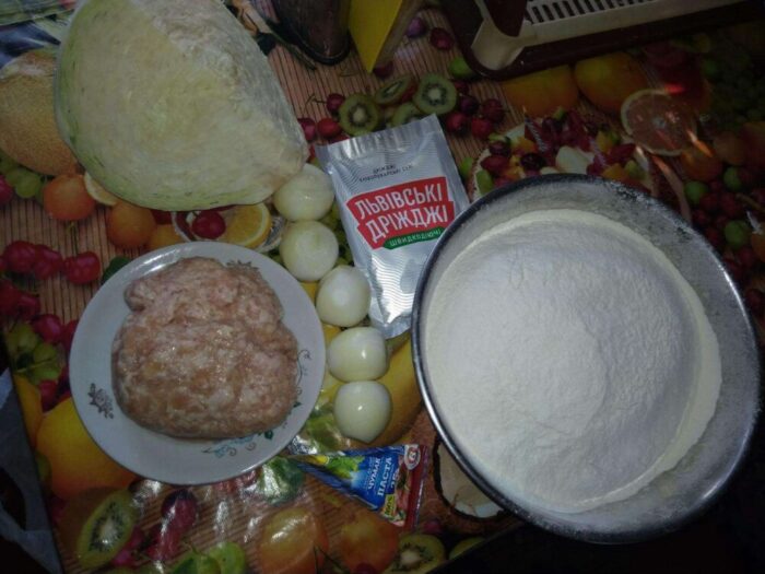 Замешиваем мягкое дрожжевое тесто