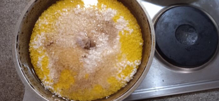 apply all the spices and fill the rice