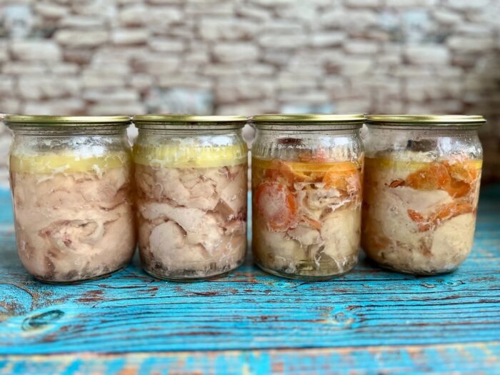 Тушенка должна остыть вместе с водой