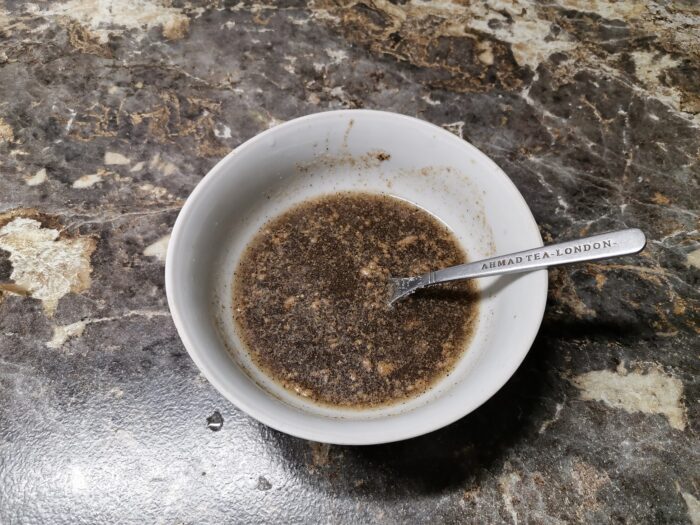 Pour vinegar over the seasonings