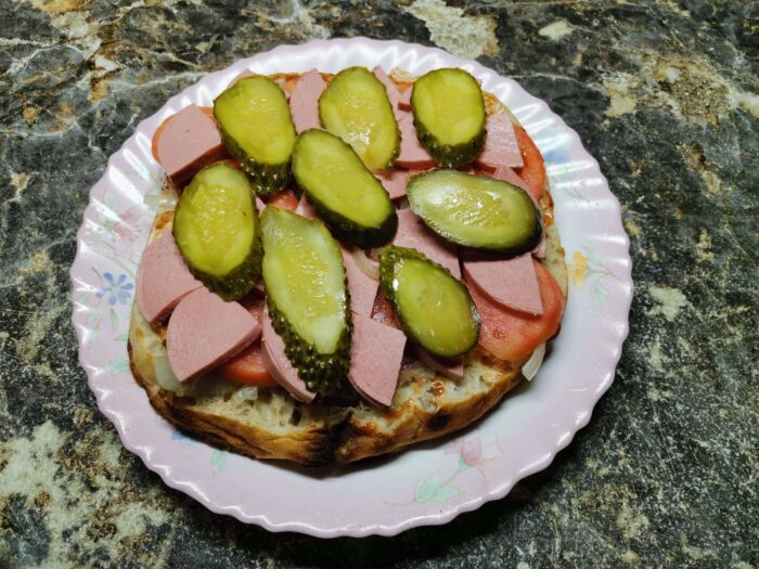 Тонко резаные маринованные огурцы