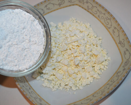 Add powdered sugar to the cottage cheese