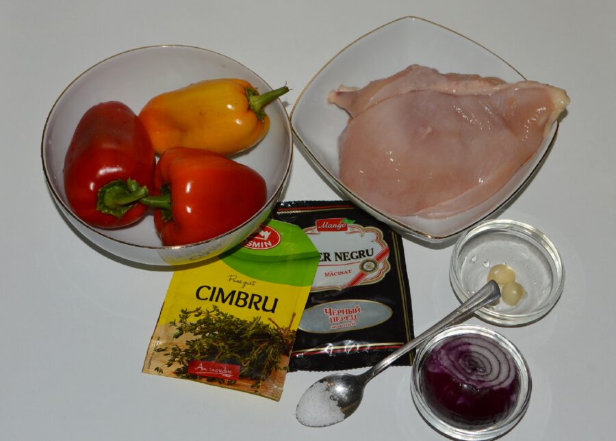 ingredients for chicken pepper skillet