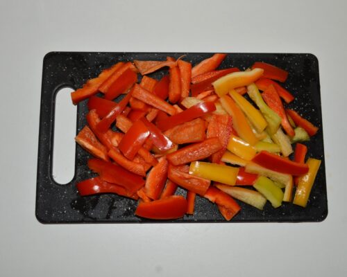 Cut the peppers into strips