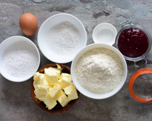 Необходимые для работы продукты перед вами