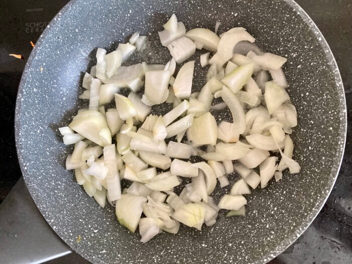 chop the onion and fry