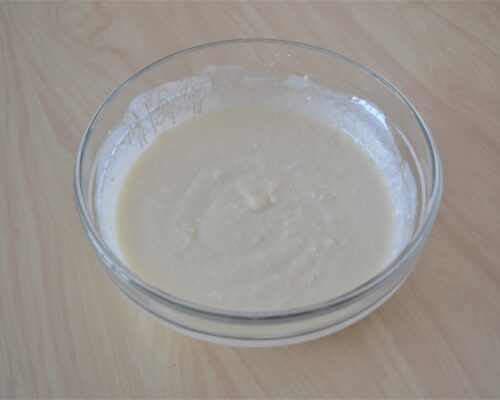 Combine the cottage cheese and kefir