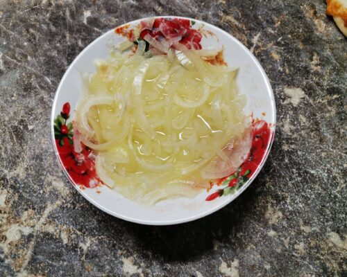 Выкладываем в миску