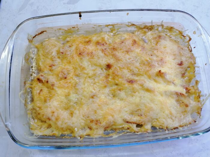 Preîncălziți cuptorul la 180 de grade