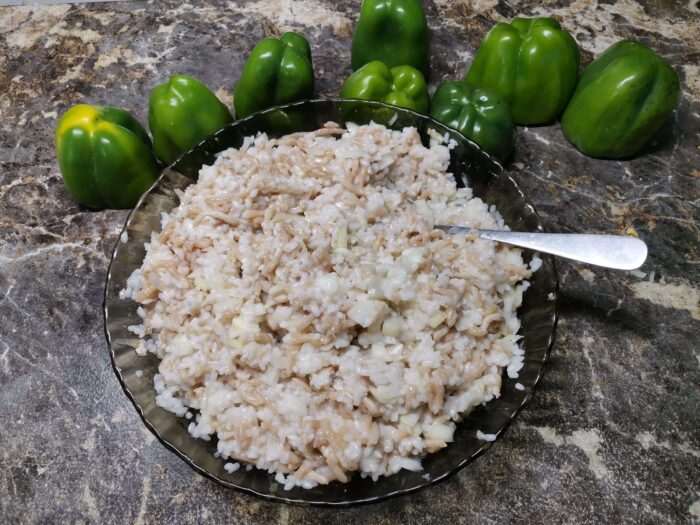 Перемешиваем начинку