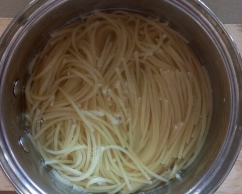 boil the spaghetti