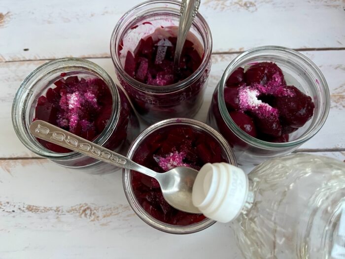 Adaugati otet de masa in borcane