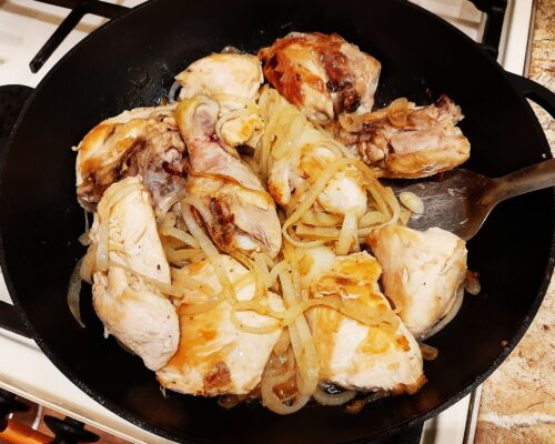 Continue to fry the contents of the pan
