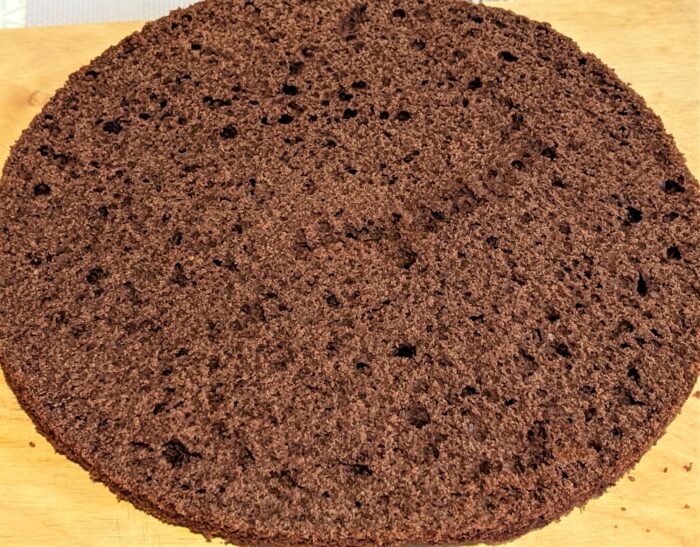 Cut the cake into 3 pieces