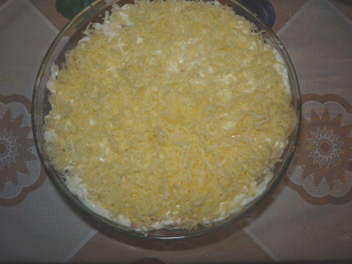 Репчатый лук мелко шинкуем