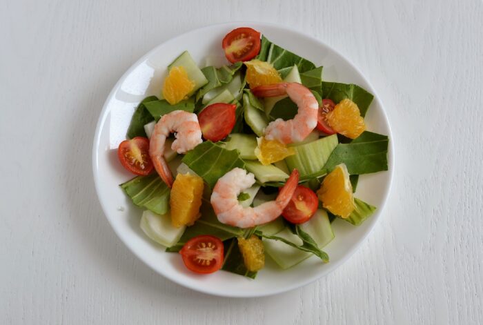 Peel the chilled shrimp