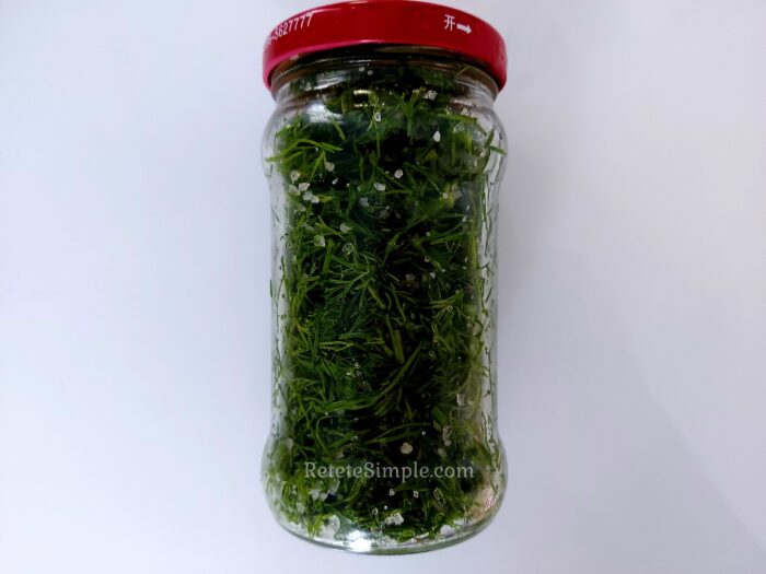 mararul in borcan cu sare