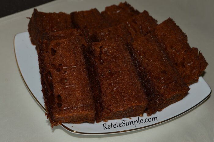 Leave to cool, then cut and serve