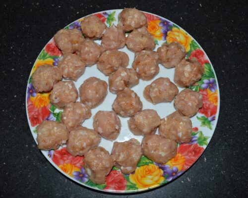 Form small meatballs