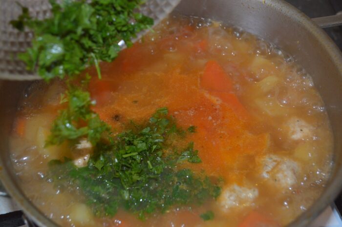 chop the parsley and add it to the soup