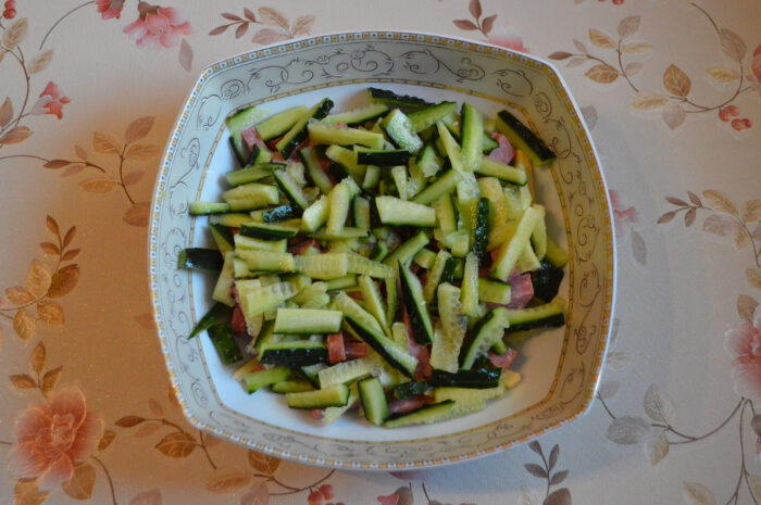 Cut the cucumbers into sticks