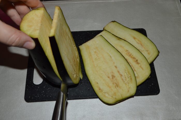 Cut the eggplant