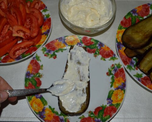 Grease with a tablespoon of mayonnaise