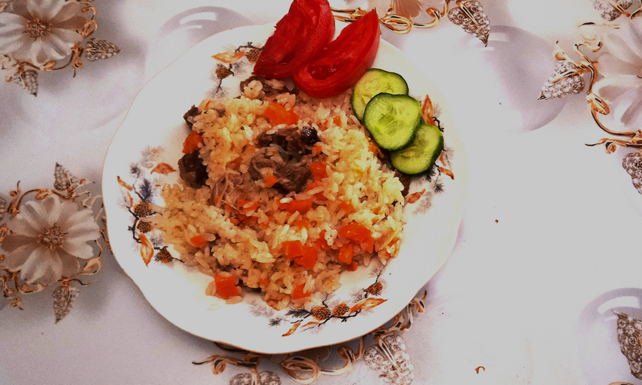 Плов с говяжьими ребрышками фото