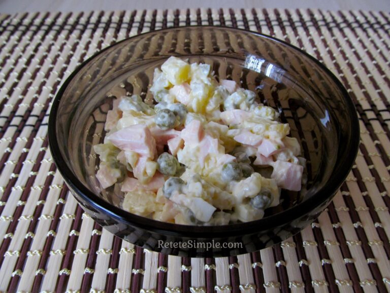 Salata Olivier rapida si gustoasa