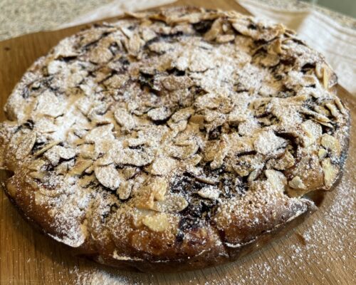 Decorate the top of the pie