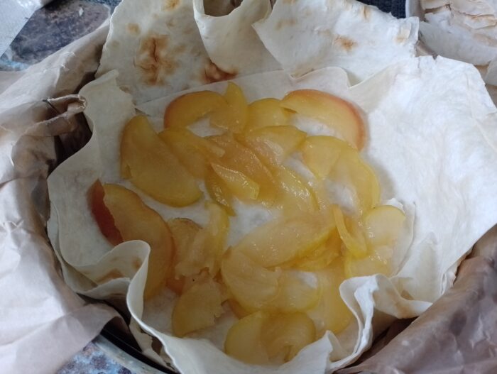 The first layer will be apples