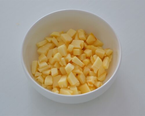 нарезаем на небольшие кубики