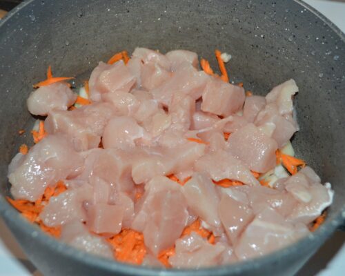 Adaugati pieptul de pui