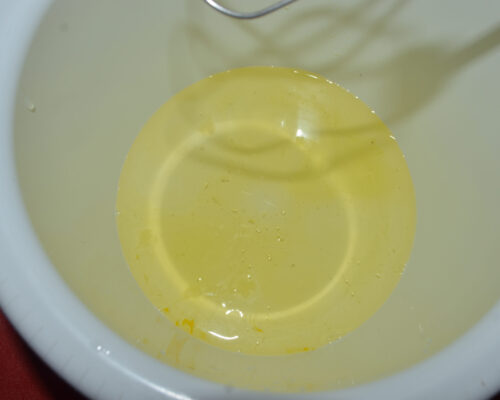 Les blancs d’œufs dans un autre bol