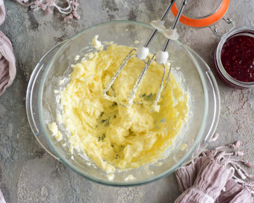 Place the very soft butter and the finest powdered sugar