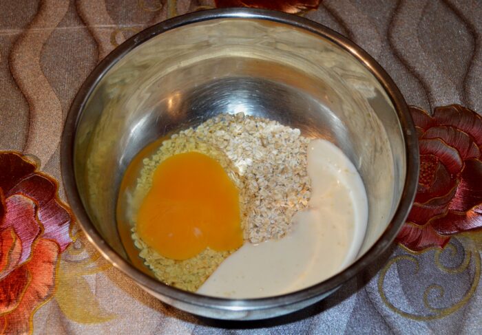 Pour the liquid yogurt