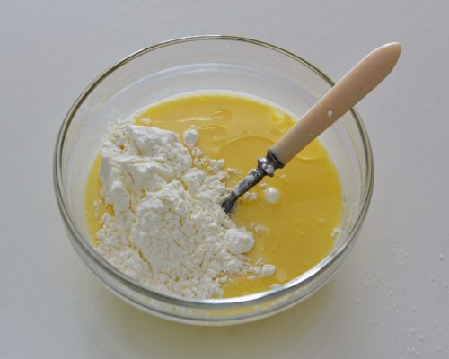 Всыпаем кукурузный крахмал