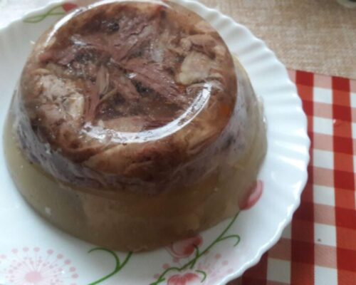 Обычно я варю холодец вечером