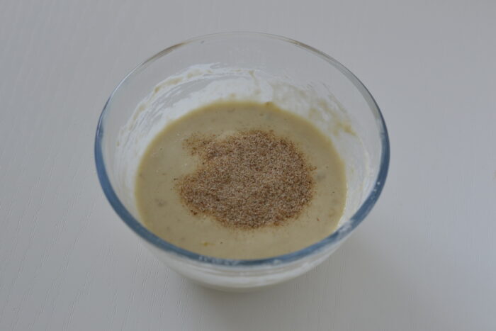 Add psyllium to the bowl