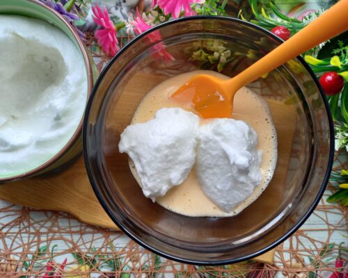 add the protein foam to the sweet egg yolk