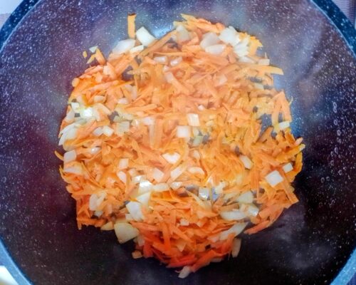 adaugati ceapa si morcovul