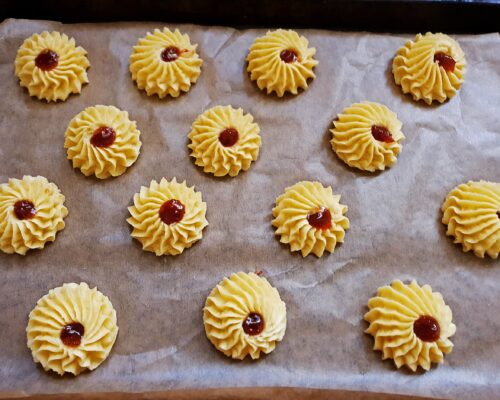 make indentations for the jam