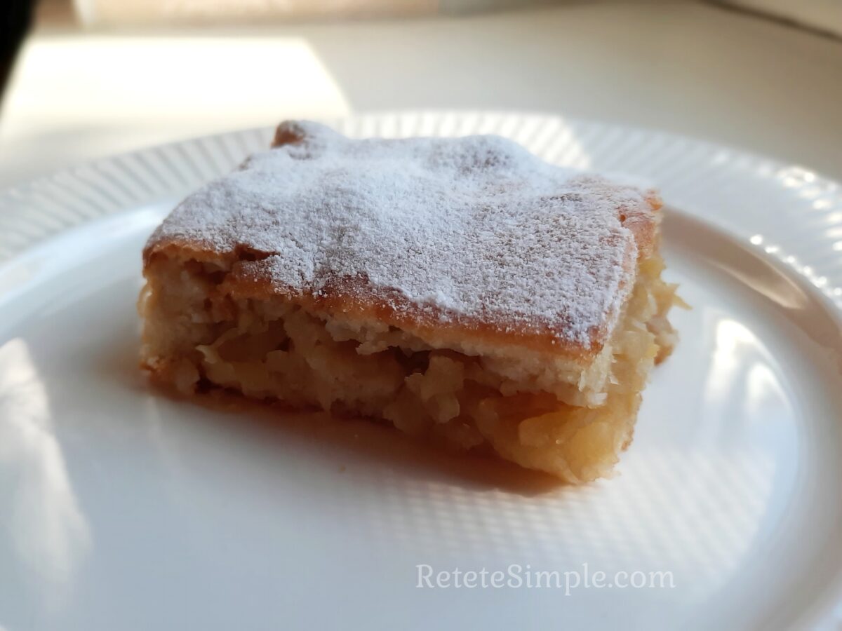 Easy Grated Apple Cake photo